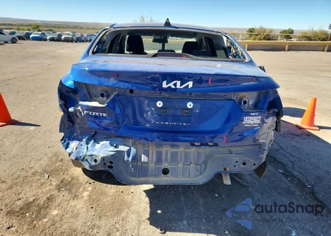 2023 Kia Forte Lx z USA, uszkodzony, nr VIN 3KPF24AD2PE507612